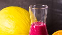 Melounové smoothie s ostružinami a dračím ovocem | na serveru Lidovky.cz | aktuální zprávy
