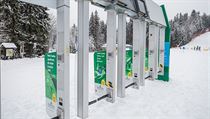 Skiareály „odpískaly“ sezonu. Mnozí vlekaři si stěžují, že jim vláda planě slibovala otevření Prázdné turnikety ve skiareálu Medvědín. | na serveru Lidovky.cz | aktuální zprávy