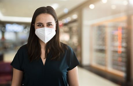 Dívka s respirátorem | na serveru Lidovky.cz | aktuální zprávy