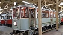 Salonní vůz č. 200. Kotěrova slavná tramvaj vznikla v letech 1899–1900 a... | na serveru Lidovky.cz | aktuální zprávy