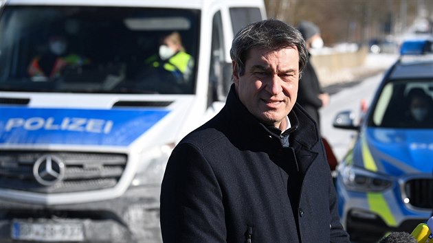 Bavorský premiér Markus Söder (CSU) při nedělním projevu na hranicích. Zařazení... Bavorský premiér Markus Söder (CSU) při nedělním projevu na hranicích. Zařazení...