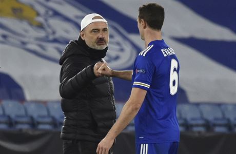 Jindřich Trpišovský a obránce Leicesteru Johnny Evans. | na serveru Lidovky.cz | aktuální zprávy Jindřich Trpišovský a obránce Leicesteru Johnny Evans. | na serveru Lidovky.cz | aktuální zprávy