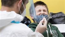 Testování žáků základní školy na Náměstí Svobody na Praze 6. | na serveru Lidovky.cz | aktuální zprávy