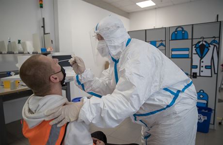 Vláda přednostně doporučuje antigenní testování provedené závodním nebo... | na serveru Lidovky.cz | aktuální zprávy