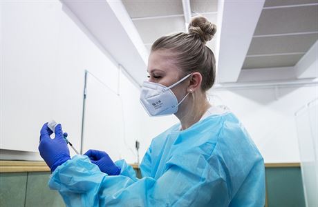 Očkovací centrum na poliklinice ve Spálené ulice v Praze, kde se používá... | na serveru Lidovky.cz | aktuální zprávy