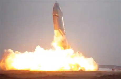 Zkušební let prototypu rakety Starship společnosti SpaceX podnikatele Elona... | na serveru Lidovky.cz | aktuální zprávy