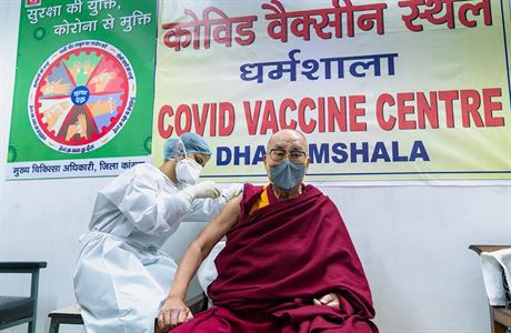 Tibetský náboženský vůdce dalajlama se nechává očkovat proti koronaviru v... | na serveru Lidovky.cz | aktuální zprávy