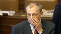 Zemřel někdejší místopředseda KDU-ČSL Vilém Holáň. V letech 1994 až 1996 vedl ministerstvo obrany Bývalý ministr obrany a někdejší místopředseda KDU-ČSL Vilém Holáň. | na serveru Lidovky.cz | aktuální zprávy