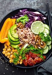 Odlehčený jídelníček. Zkuste k obědu misku buddha bowl s hahini dresinkem Odlehčený jídelníček. Zkuste k obědu misku buddha bowl s hahini dresinkem | na serveru Lidovky.cz | aktuální zprávy