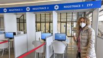 Diplomati neskrývají rozčarování, chtějí naočkovat. Počkejte si na vaši věkovou kategorii, zní z Česka Velkokapacitní Metropolitní očkovací centrum v Kongresovém centru Praha | na serveru Lidovky.cz | aktuální zprávy