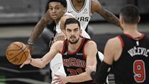Tomáš Satoranský dal osm bodů Chicaga, které v NBA podlehlo basketbalistům San... | na serveru Lidovky.cz | aktuální zprávy