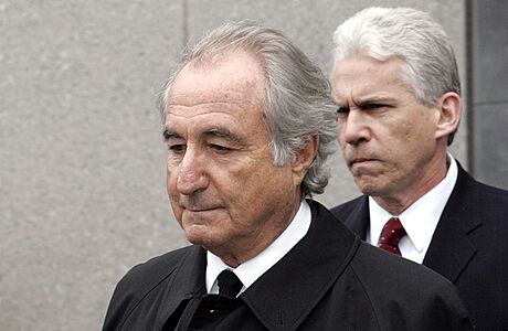 Bernard Madoff na snímku z roku 2009. | na serveru Lidovky.cz | aktuální zprávy Bernard Madoff na snímku z roku 2009. | na serveru Lidovky.cz | aktuální zprávy