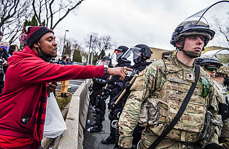 Protesty u Minneapolis. | na serveru Lidovky.cz | aktuální zprávy Protesty u Minneapolis. | na serveru Lidovky.cz | aktuální zprávy