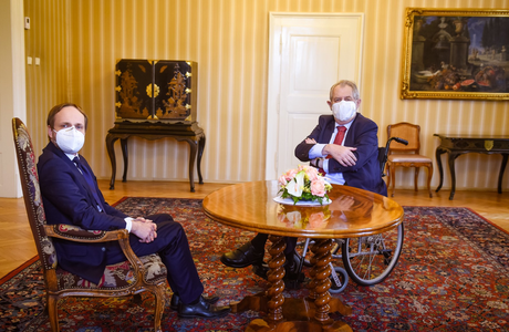 Prezident Miloš Zeman se na zámku v Lánech setkal s kandidátem na ministra... | na serveru Lidovky.cz | aktuální zprávy