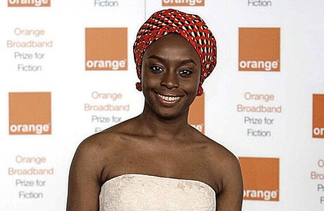 Jak se z aktivistek stávají celebrity. Dvojí útlak černošských žen v podobě rasismu a sexismu není jediným tématem Nigerijsko-americká spisovatelka Chimamanda Ngozi Adichieová se stala i vlivnou... | na serveru Lidovky.cz | aktuální zprávy