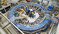 Laboratoř Fermilab ve městě Batavia u Chicaga. Laboratoř Fermilab ve městě Batavia u Chicaga.