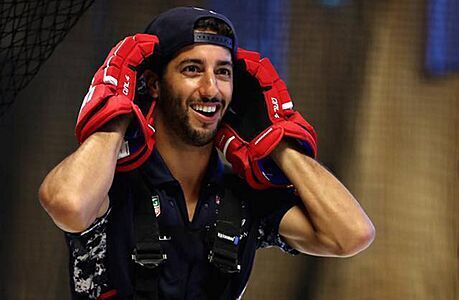 Daniel Ricciardo má také rád hokej. | na serveru Lidovky.cz | aktuální zprávy