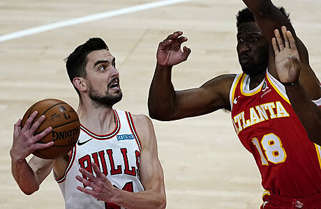 Tomáš Satoranský v zápase mezi Chicago Bulls a Atlanta Hawks. | na serveru Lidovky.cz | aktuální zprávy