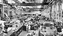 Výroba tanků v USA za druhé světové války. Výroba tanků v USA za druhé světové války.