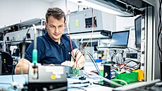 Viktor Žalud pracuje jako hardwarový vývojář a metrolog v Siemens Advanta devět... | na serveru Lidovky.cz | aktuální zprávy