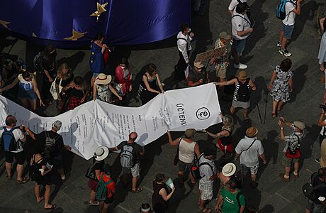 Na Václavském náměstí začala demonstrace spolku Milion chvilek. | na serveru Lidovky.cz | aktuální zprávy