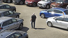 Autobazar - ilustrační foto.