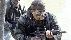 Colt Commando v akci. Američtí vojáci s karabinami, které teď zamíří na... Colt Commando v akci. Američtí vojáci s karabinami, které teď zamíří na...