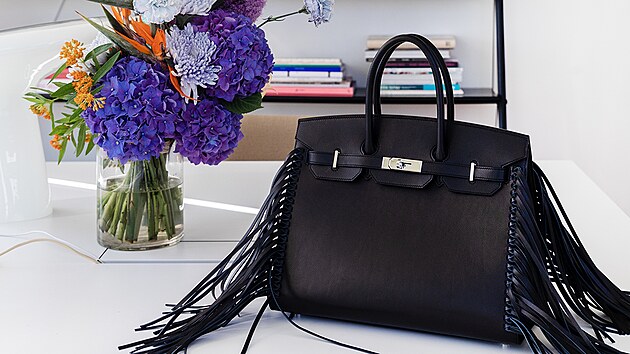 Model Birkin Anate.