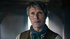 Mads Mikkelsen jako Ludvig Kahlen v nejnovjím filmu Bastard (2023)