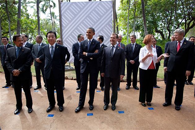 Pedstavitelé zemí APEC na summitu v Honolulu diskutovali o budoucnosti tichomoského regionu (13. listopadu 2011)