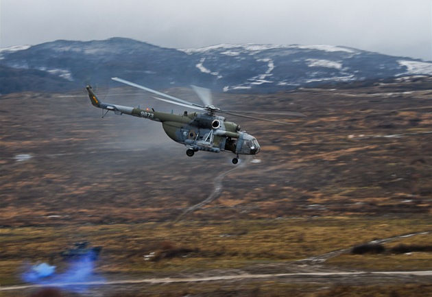Odsun zranných vrtulníkem bhem nejvtího letoního cviení eské armády