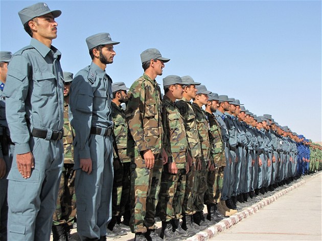 Písluníci afghánské policie.