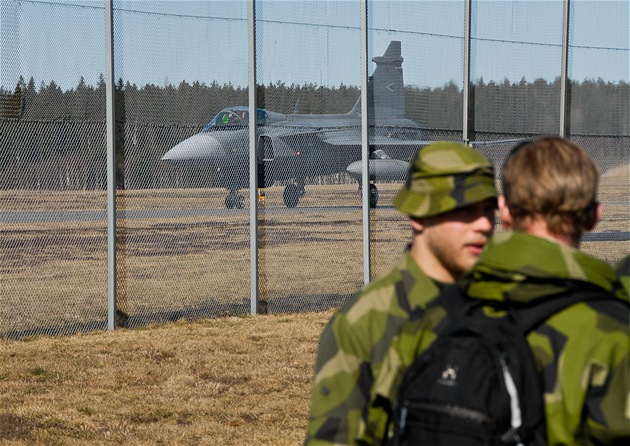 Cviení letoun Gripen ve védském Ronneby. Ilustraní foto. 