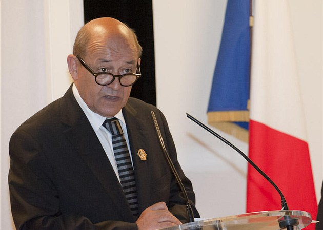 Francouzský ministr obrany Jean-Yves Le Drian. 