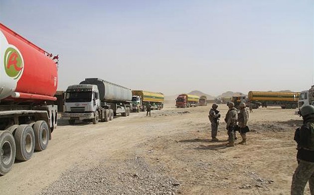 Peprava zásob pro vojáky v Afghánistánu.