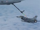 Tureck sthaka F-16 dopluje palivo za letu z tankeru KC-135