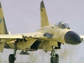 ínský letoun J-11 a ruský stroj Su-27