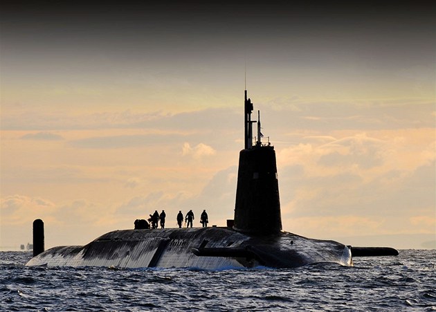 Ponorka britského královského námonictva HMS Vengeance schopná nést atomové