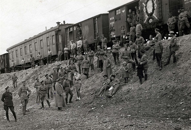 Historický snímek vlaku eskoslovenských legioná