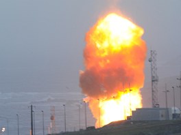 Start americk mezikontinentln stely Minuteman III z kalifornsk zkladny