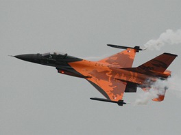 Letoun F-16 nizozemskch vzdunch sil na Dnech NATO v Ostrav