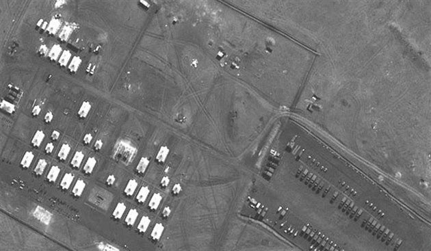 Satelitní snímek ruských jednotek u ukrajinských hranic. Ilustraní foto.
