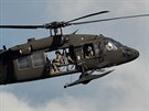 Vrtulnk UH-60 Black Hawk bhem leteck show Arctic Thunder na Aljace.