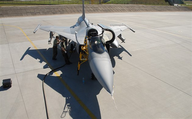 etí letci s gripeny odlétají chránit Island