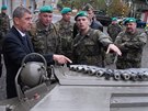 Ministr financ Andrej Babi (ANO) u 73. tankovho praporu v Pslavicch