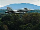 Letoun CF-188 Hornet kanadskch vzdunch sil na Dnech NATO v Ostrav
