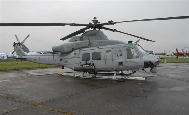 Vrtulník UH-1Y Venom americké námoní pchoty na Dnech NATO v Ostrav