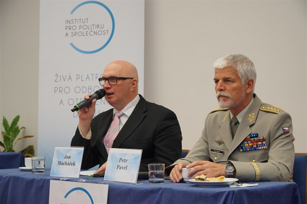Business breakfast s generálem Petrem Pavlem, Dny NATO v Ostrav 2018 (14.9.).