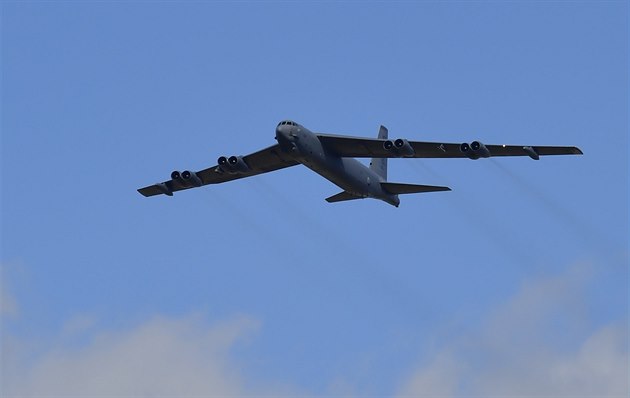 Ilustraní snímek. Letoun B-52 amerického letectva.