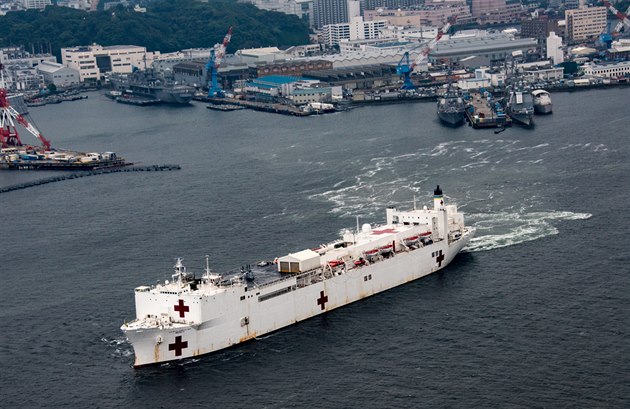 Plovoucí nemocnice USNS Mercy amerického námonictva